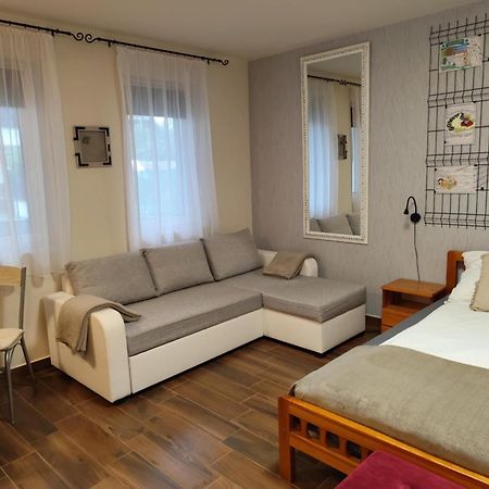 Bee You Apartman Hajdúszoboszló Eksteriør bilde